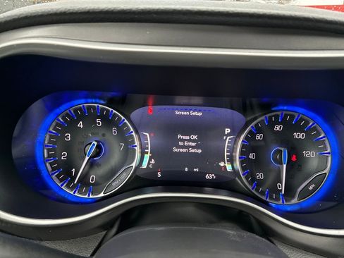 New 2026 Chrysler Pacifica Select image 16