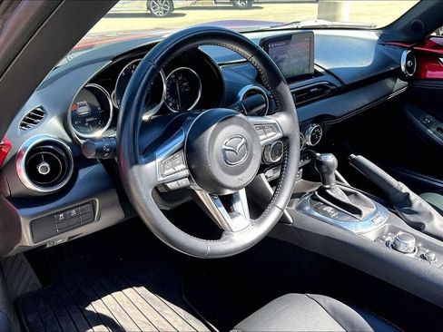 Used 2023 MAZDA MX-5 Miata Grand Touring RWD image 14
