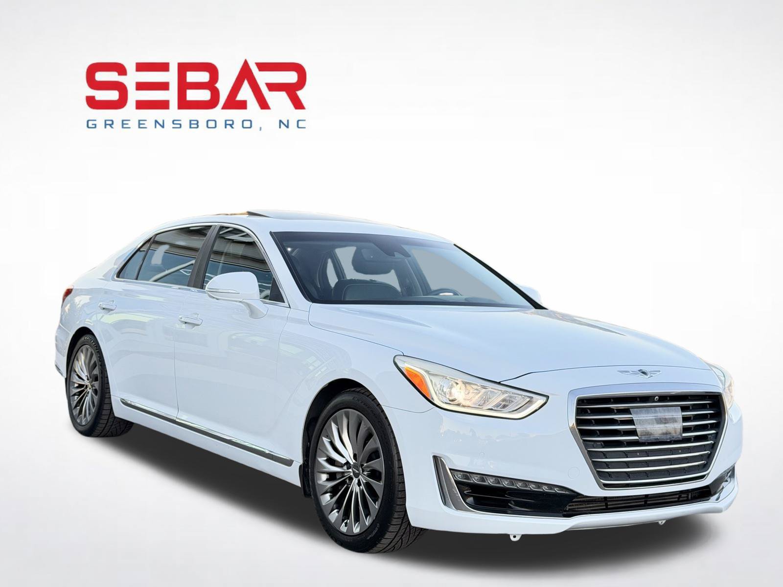 Used 2017 Genesis G90 3.3T Premium RWD image 7