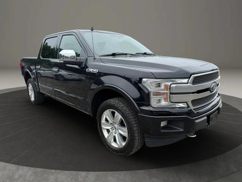 Used 2019 Ford F150 Platinum w/ Equipment Group 701A Luxury AWD/4WD image 3
