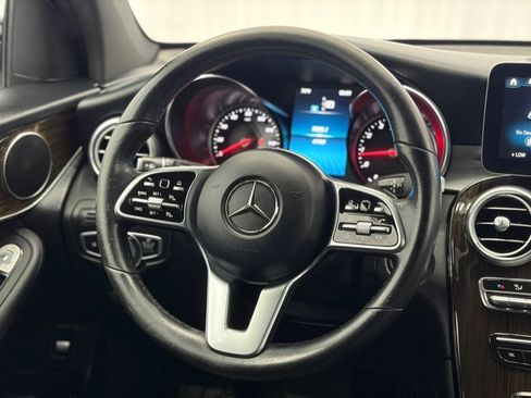Used 2020 Mercedes-Benz GLC 300 4MATIC image 19
