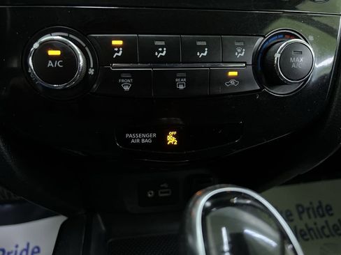Used 2020 Nissan Rogue Sport S w/ Appearance Package FWD image 22