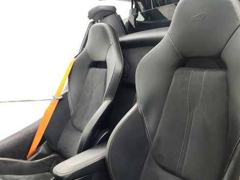 Used 2019 McLaren 570S Spider RWD image 35