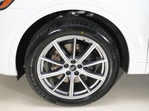 Used 2023 Audi SQ5 Premium Plus image 16