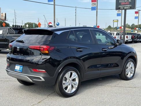 Used 2024 Buick Encore GX Preferred AWD/4WD image 21