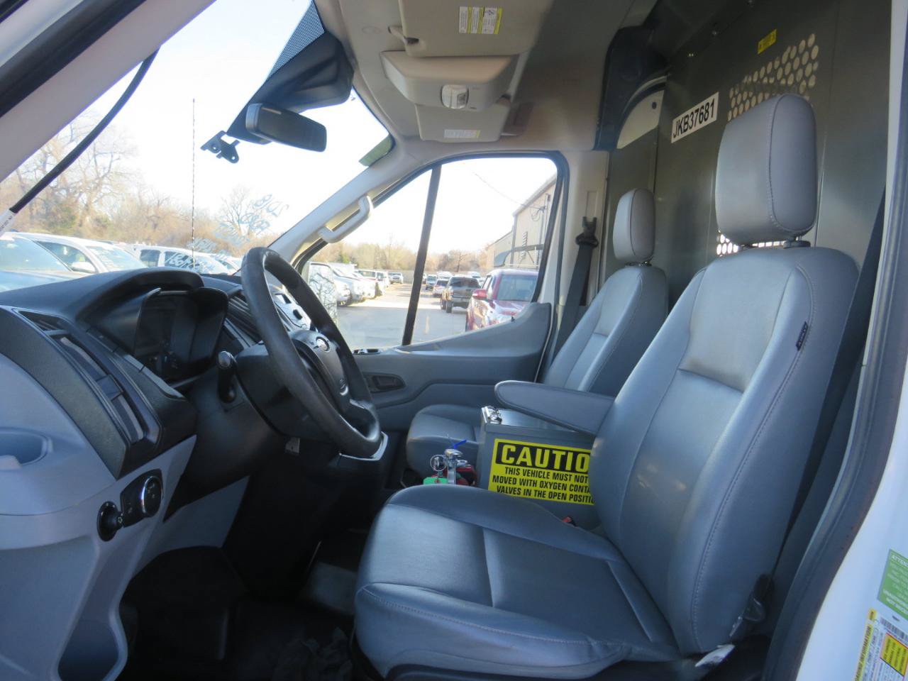 Used 2018 Ford Transit 350 148 Medium Roof RWD image 21
