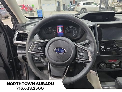 Used 2023 Subaru Forester image 5