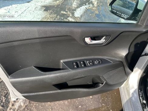 Used 2018 Kia Rio EX image 10