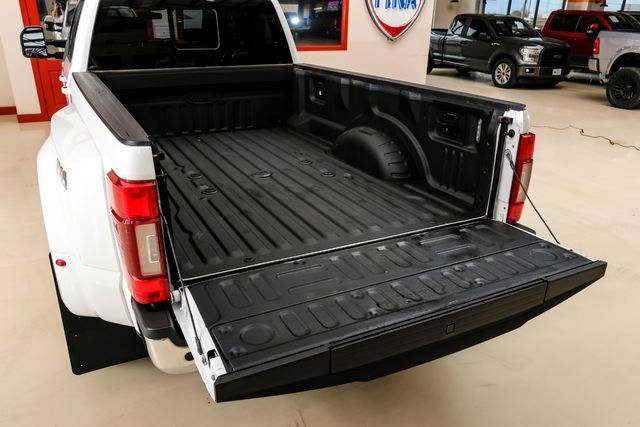 Used 2021 Ford F350 Lariat w/ Lariat Ultimate Package AWD/4WD image 8