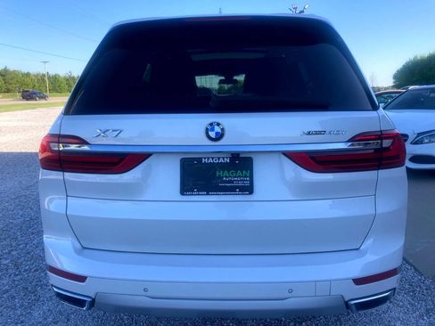 Used 2022 BMW X7 xDrive40i w/ Premium Package AWD/4WD image 9