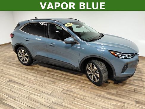 Used 2025 Ford Escape Platinum AWD/4WD image 9