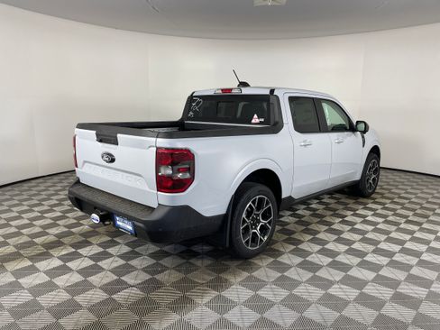 New 2026 Ford Maverick Lariat image 14