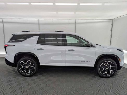 New 2026 Chevrolet Traverse High Country image 7