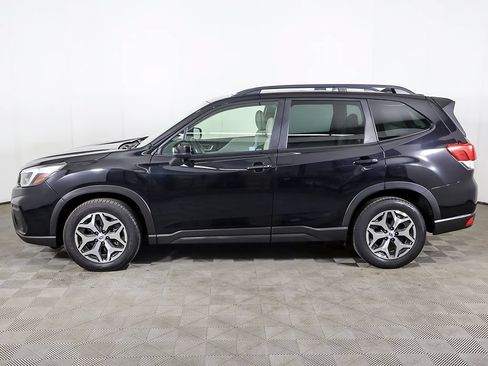 Used 2021 Subaru Forester Premium AWD/4WD image 17