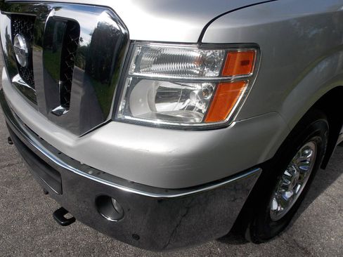 Used 2020 Nissan NV 3500 SL RWD image 25