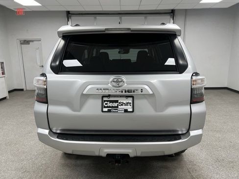 Used 2023 Toyota 4Runner SR5 Premium image 10
