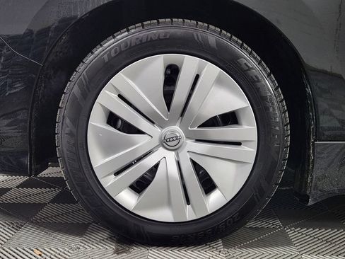 Used 2025 Nissan Leaf S FWD image 21