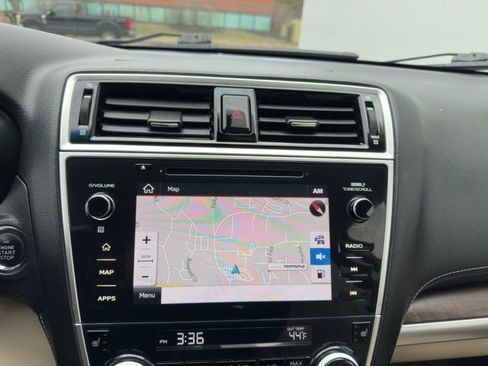 Used 2019 Subaru Outback 2.5i Limited image 9