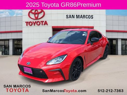 Used 2025 Toyota GR86 Premium RWD image 1