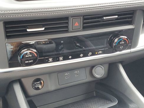 New 2026 Nissan Rogue SV image 22