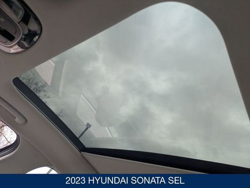 Certified 2023 Hyundai Sonata SEL w/ Convenience Package image 30