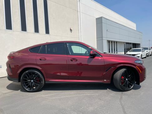 New 2026 BMW X6 xDrive40i w/ Climate Comfort Package image 6