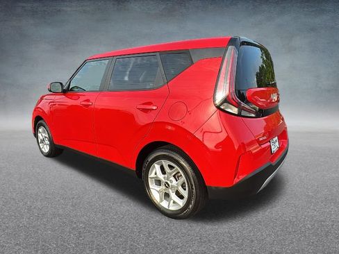 Used 2024 Kia Soul LX w/ Option Group 015 FWD image 23
