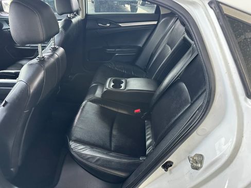 Used 2016 Honda Civic Touring image 13