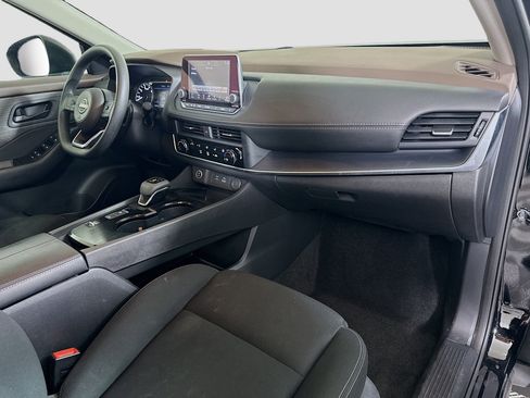 Used 2023 Nissan Rogue S FWD image 30
