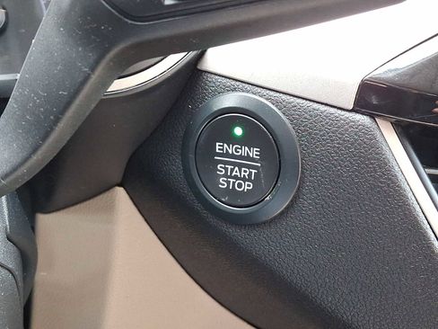 Used 2020 Ford Escape SEL AWD/4WD image 25