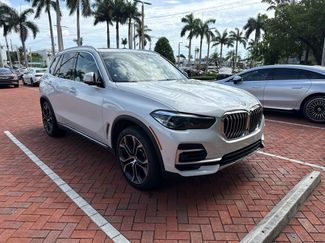 Used 2023 BMW X5 sDrive40i w/ Premium Package RWD video 1