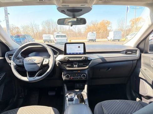 Used 2024 Ford Escape Active image 23