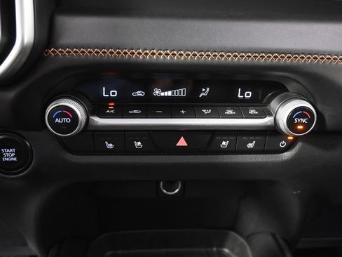 Used 2026 MAZDA CX-50 AWD 2.5 S w/ Premium Package image 31