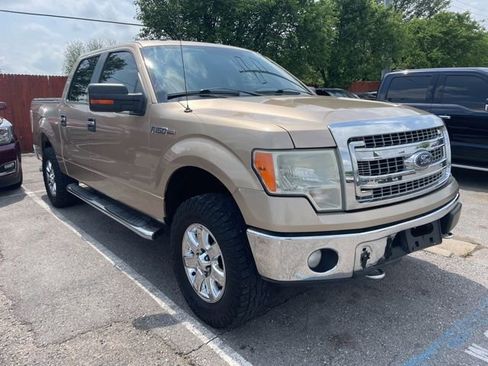Used 2014 Ford F150 XLT w/ XLT Chrome Package image 4