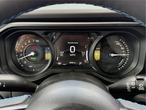 Used 2025 Jeep Wrangler Unlimited Rubicon 4xe w/ Safety Group AWD/4WD image 19
