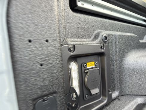 New 2026 Ford Maverick Lariat w/ Black Appearance Package image 15