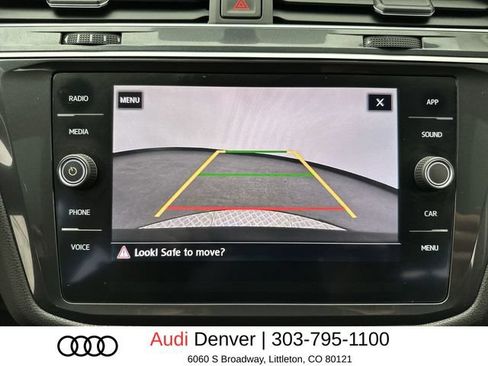 Used 2020 Volkswagen Tiguan SE AWD/4WD image 17