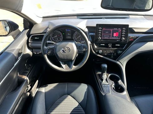 Used 2023 Toyota Camry SE image 14