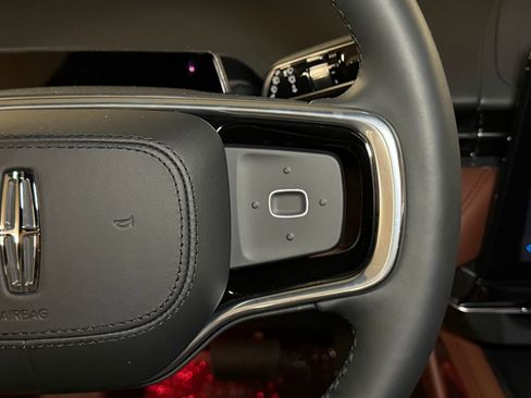 New 2026 Lincoln Nautilus Reserve AWD/4WD image 31