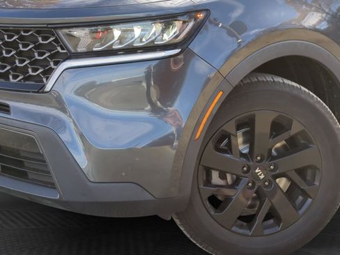 Used 2021 Kia Sorento S image 20