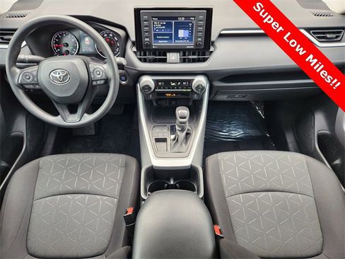 Used 2022 Toyota RAV4 XLE image 20