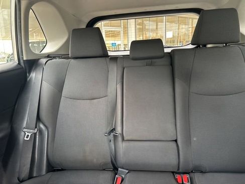 Used 2019 Toyota RAV4 LE image 39