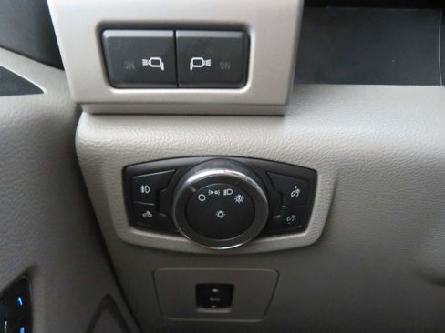 Used 2017 Ford F150 Lariat w/ Equipment Group 502A Luxury image 36