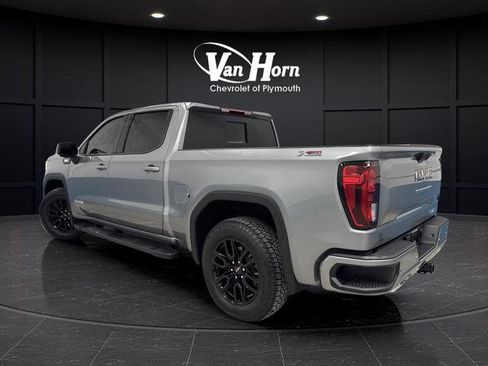 Used 2025 GMC Sierra 1500 Elevation w/ Elevation Premium Package image 3