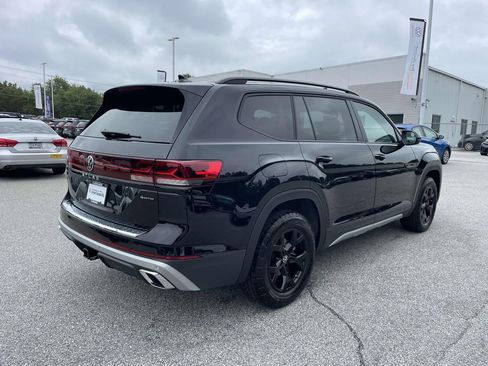 New 2026 Volkswagen Atlas Peak Edition AWD/4WD image 6