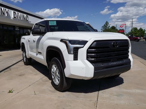 Used 2024 Toyota Tundra SR5 w/ SR5 Premium Package AWD/4WD image 2