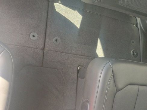 New 2025 Chrysler Pacifica Select image 41