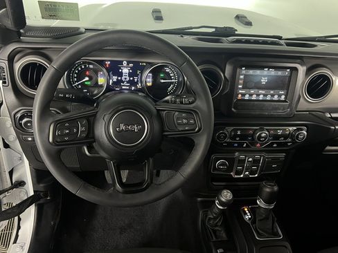 Certified 2023 Jeep Wrangler Unlimited image 37