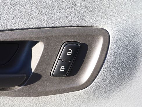 Used 2016 Ford Transit 350 XLT image 15