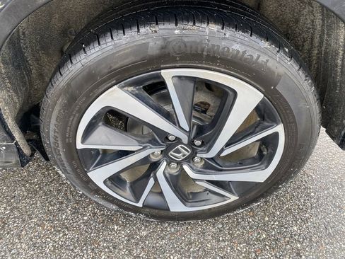 Used 2019 Honda HR-V Sport image 10